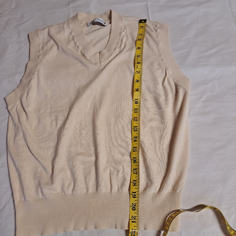 Zara V-neck Knit Sweater Vest - Picture 8 of 8